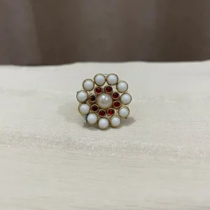 রয়্যাল পার্ল ব্লসম ফিঙ্গার রিং