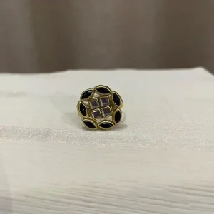 ব্ল্যাক মোজাইক ফিঙ্গার রিং