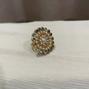 রয়্যাল হ্যালো ফিংগার রিং